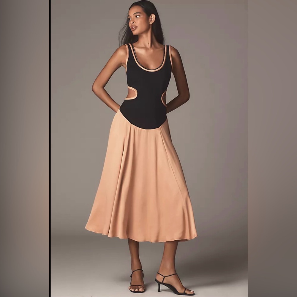 Maeve Sleeveless Scoop-Neck Chain-Trim‎ Cutout Midi Dress